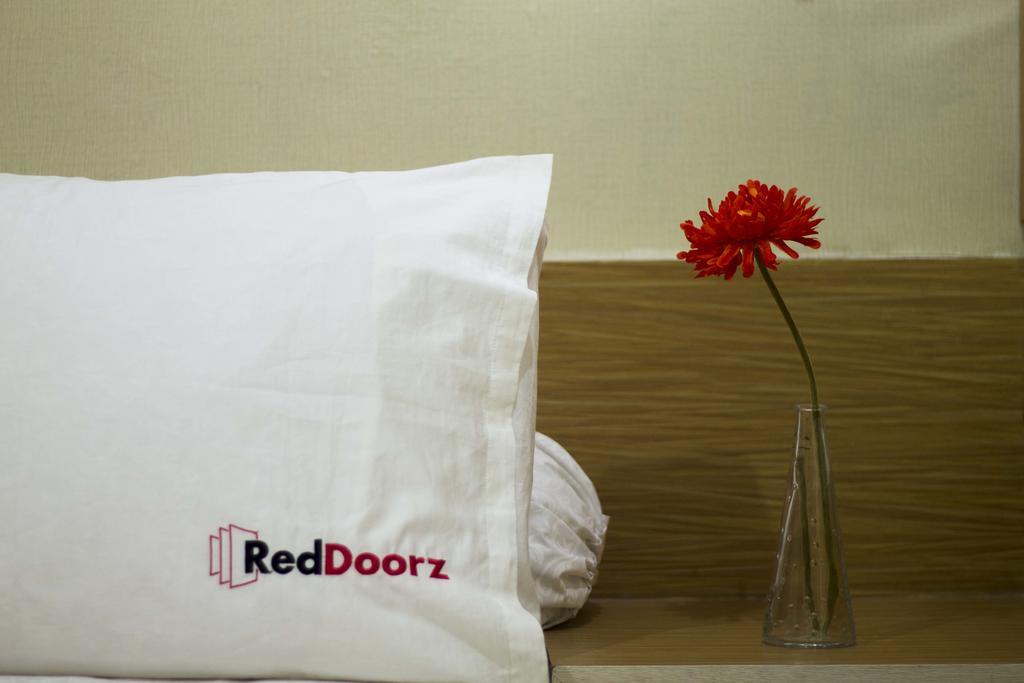 Reddoorz Near Tegalega Park 호텔 반둥 외부 사진